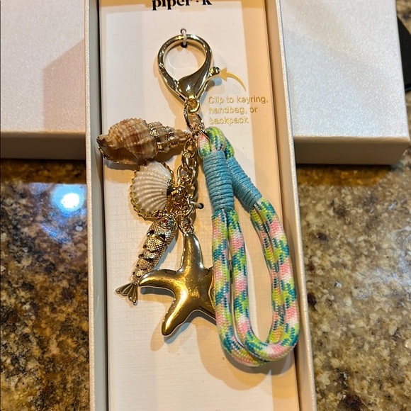 ✨Piper K Starfish Bag Charm / Key Chain 🐠🌊🐚🩵 - Picture 6 of 6